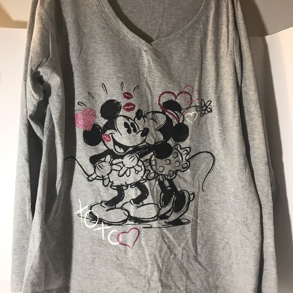 Disney top size xl Mickey Minnie long sleeve gray black lounge wear casual